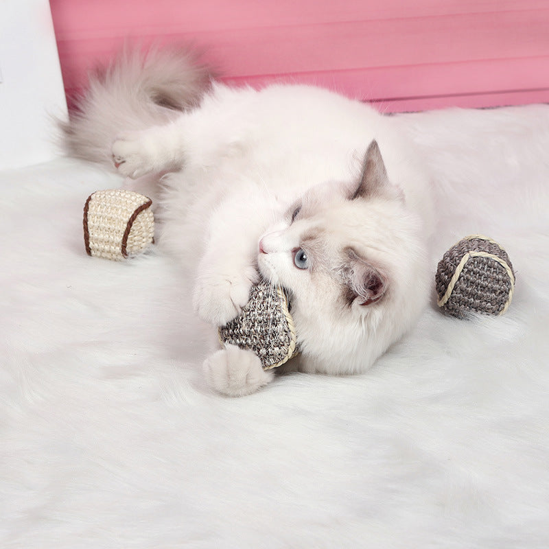 Natural Sisal Cat Ball Toy – Rattle Knitting Ball for Cats | 4.5cm, 3 Colors