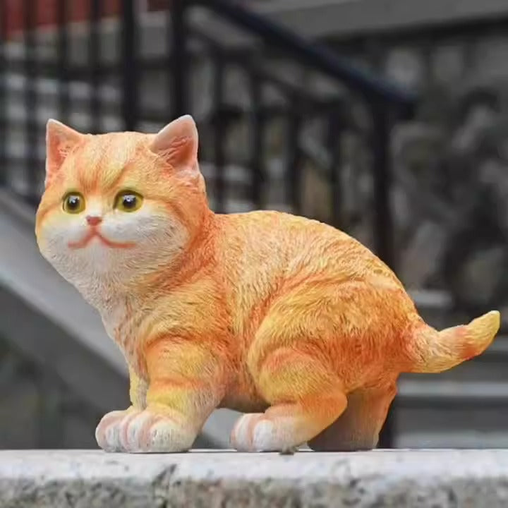 Outdoor Resin Cat Ornament – Decorative Garden Cat Statue for Home & Yard